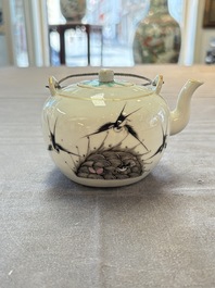 Four Chinese blue, white and famille rose covered teapots, Tongzhi and Hu Mao Ji 胡茂記 mark, Kangxi and later