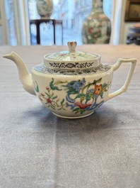 Four Chinese blue, white and famille rose covered teapots, Tongzhi and Hu Mao Ji 胡茂記 mark, Kangxi and later