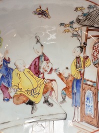 A Chinese Canton famille rose shaving bowl with figurative design, Qianlong