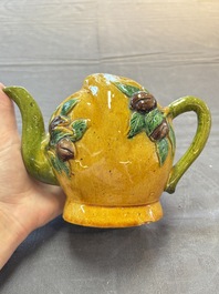 A Chinese sancai-glazed peach-shaped cadogan teapot, 19th C.
