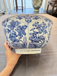 A large Chinese blue and white bowl with floral design, Kangxi