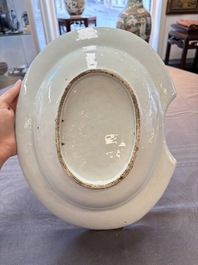A Chinese Canton famille rose shaving bowl with figurative design, Qianlong