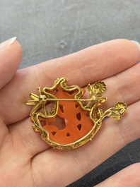 Two Chinese red coral 14kt gold-mounted brooches, 19/20th C.