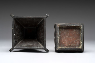 A Chinese archaistic bronze 'gu' vase and stand, Qing