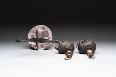 An Italian 'vanitas' or 'memento mori' composition with skulls and forged iron mount, 18/19th C.
