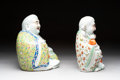 Three Chinese famille rose Milefo Buddhas, Zhu Mao Ji 朱茂記造 marks, 20th C.