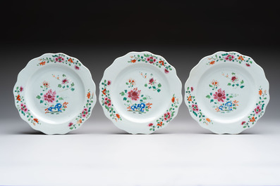 22 Chinese blue, white and famille rose wares, Kangxi and Qianlong