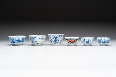 22 Chinese blue, white and famille rose wares, Kangxi and Qianlong