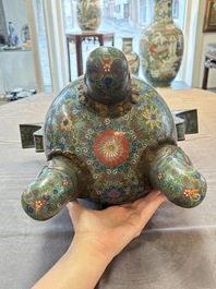 A Chinese cloisonn&eacute; tripod censer and cover, 19th C.