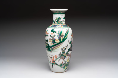 A Chinese famille verte 'Feng Shen Yan Yi 封神演義' vase, Kangxi mark, 19th C.