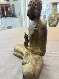A rare Thai bronze Buddha Shakyamuni, Mon-Dvaravati period, 8/9th C.