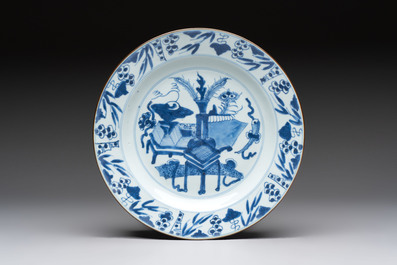 19 Chinese blue and white plates with antiquities, floral, and landscape design, Kangxi