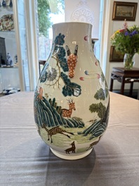 A fine Chinese famille rose 'hu' 'deer and monkey' vase, 19th C.