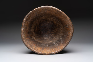 Two wooden Gothic panels, a bowl, board and a gaffel, 15th C. and later