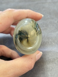 A collection of nine Chinese agate snuff bottles, 20th C.