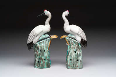A pair of Chinese famille rose 'crane' groups, 19th C.