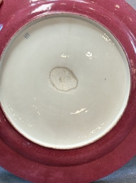 A fine famille rose 'ladies and boys' plate, Samson, Paris, 19th C.