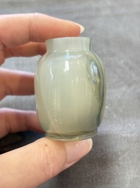 A collection of nine Chinese agate snuff bottles, 20th C.