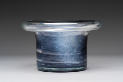 Willem Heesen (The Netherlands, 1925-2007): Two glass vases, signed and numbered, De Oude Horn, 1978