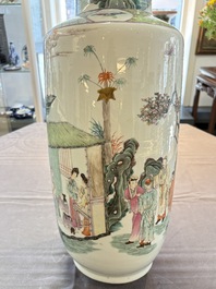 A fine Chinese famille rose 'Qi Guan Xun Mu 棄官尋母' rouleau vase, Qianlong mark, 19th C.