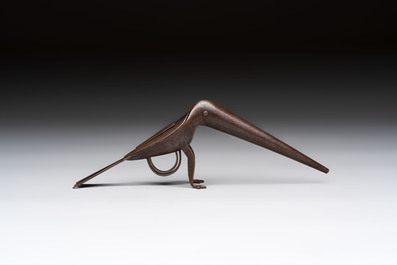 An Indo-Persian steel bird-form pair of scissors, 18/19th C.