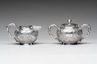 A Chinese silver three-piece tea service, marked Ye Li 業利, Canton, 19/20th C.