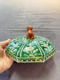 A Chinese Bencharong bowl and cover for the Thai market, 19th C.