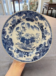 Six Chinese blue and white plates with floral design, Qianlong