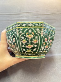 A Chinese Bencharong bowl and cover for the Thai market, 19th C.