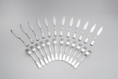 A set of 12 silver fish knives and twelve fish forks, 835/000, Wolfers Fr&egrave;res, Brussels, 20th C.