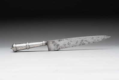 Two Argentinian silver gaucho knives with finely engraved design, 19th C.