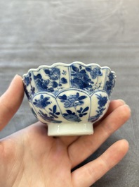 13 Chinese blue and white cups and 15 saucers, Kangxi