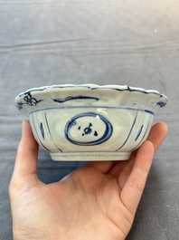 Five Chinese blue and white 'klapmuts' bowls with figural design, Wanli