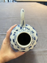 A Chinese blue and white jug and an Imari-style tankard, Transitional period/Kangxi