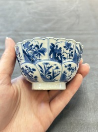 13 Chinese blue and white cups and 15 saucers, Kangxi