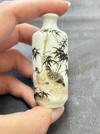A Chinese wucai and two famille rose miniature vases and four famille rose snuff bottles, Wanli, Qianlong and Shen De Tang 慎德堂 marks, 19/20th C.