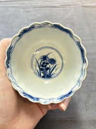 13 Chinese blue and white cups and 15 saucers, Kangxi