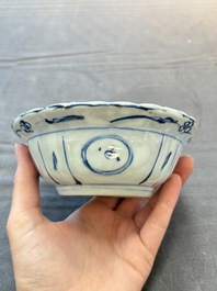 Five Chinese blue and white 'klapmuts' bowls with figural design, Wanli