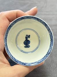 13 Chinese blue and white cups and 15 saucers, Kangxi