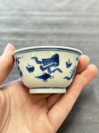 13 Chinese blue and white cups and 15 saucers, Kangxi