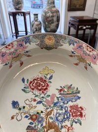 A Chinese famille rose basin with a deer and antiquities, Qianlong