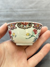 13 Chinese famille rose cups and 15 saucers, Yongzheng/Qianlong