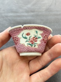 13 Chinese famille rose cups and 15 saucers, Yongzheng/Qianlong