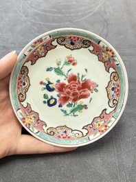 13 Chinese famille rose cups and 15 saucers, Yongzheng/Qianlong