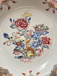 A Chinese famille rose basin with a deer and antiquities, Qianlong