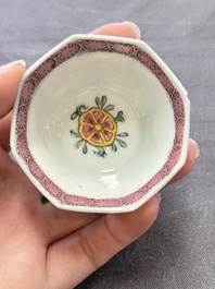 13 Chinese famille rose cups and 15 saucers, Yongzheng/Qianlong