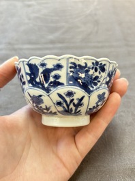 13 Chinese blue and white cups and 15 saucers, Kangxi