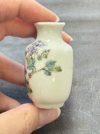 A Chinese wucai and two famille rose miniature vases and four famille rose snuff bottles, Wanli, Qianlong and Shen De Tang 慎德堂 marks, 19/20th C.