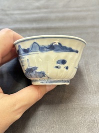 13 Chinese blue and white cups and 15 saucers, Kangxi
