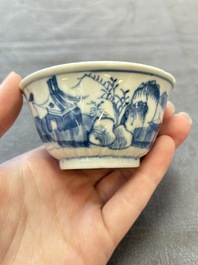 13 Chinese blue and white cups and 15 saucers, Kangxi